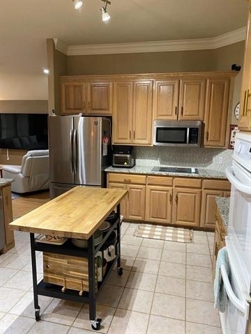 2945 Silvercrest - Photo 8