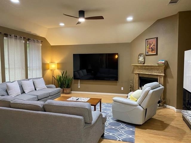 2945 Silvercrest - Photo 6