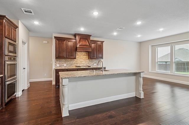 1702 Veneto Drive - Photo 4