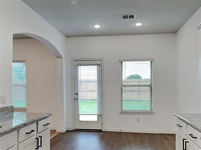 1548 Woodlake Drive - Photo 4