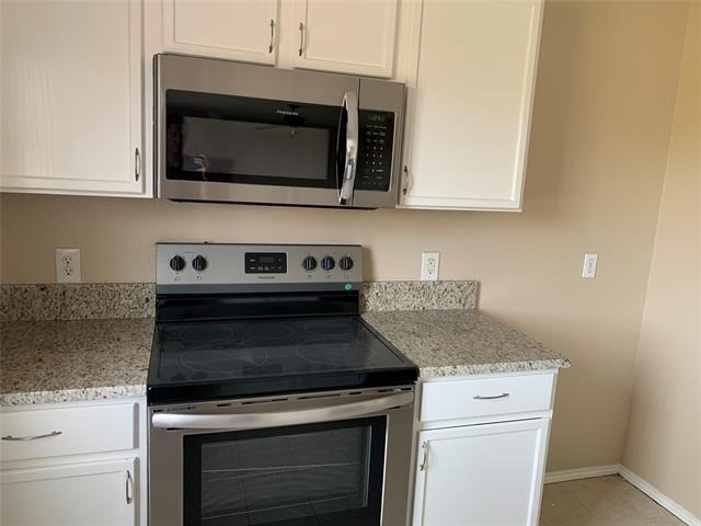 9512 George Bush Drive - Photo 3
