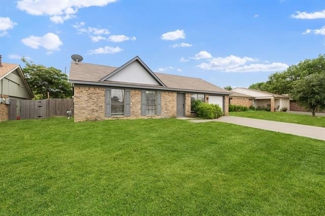 3826 Jewel Street - Photo 1