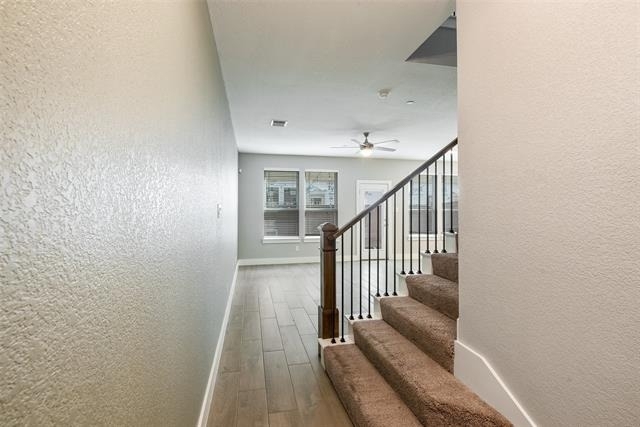 2133 Lovedale Avenue - Photo 8