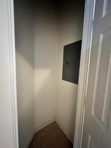 709 Roberts Street - Photo 20