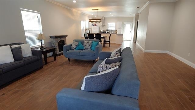 1012 E Oak Street - Photo 7