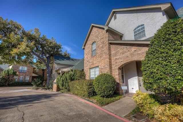 5855 Pecan Chase - Photo 3