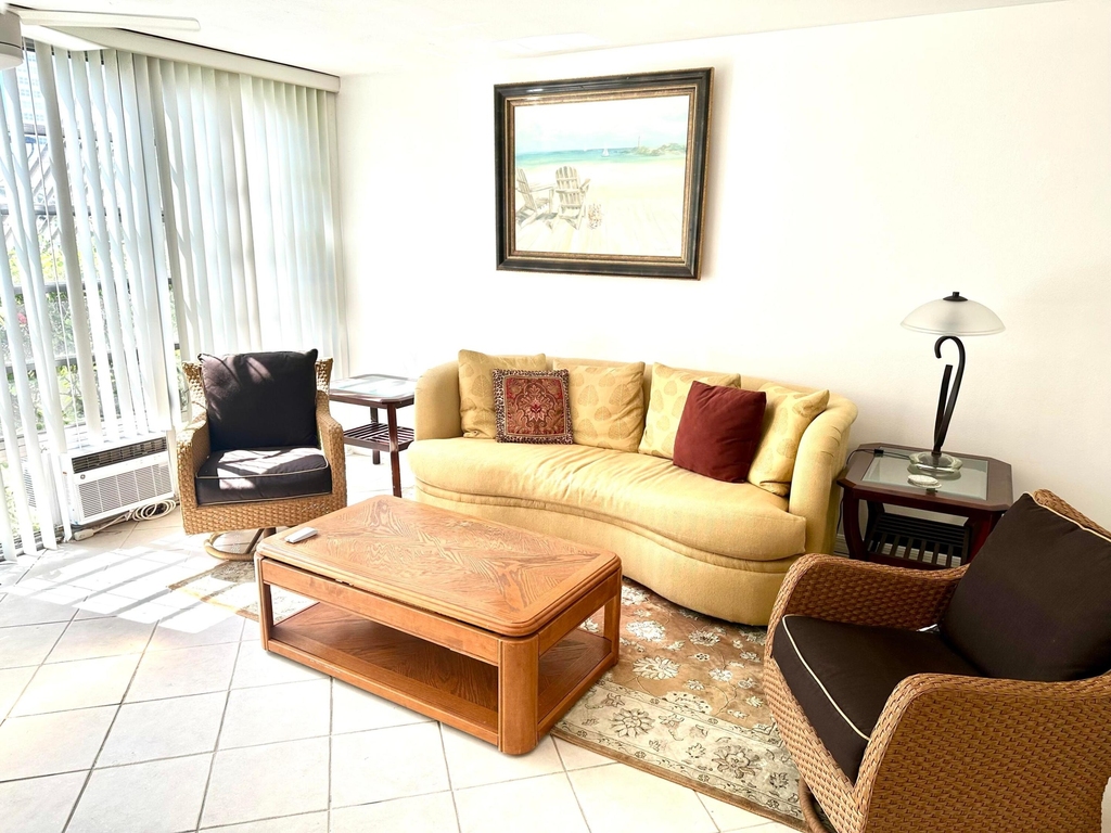 901 N Birch Road - Photo 3