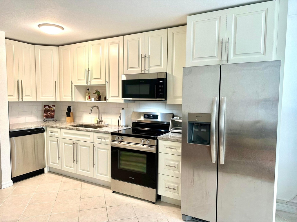 901 N Birch Road - Photo 2