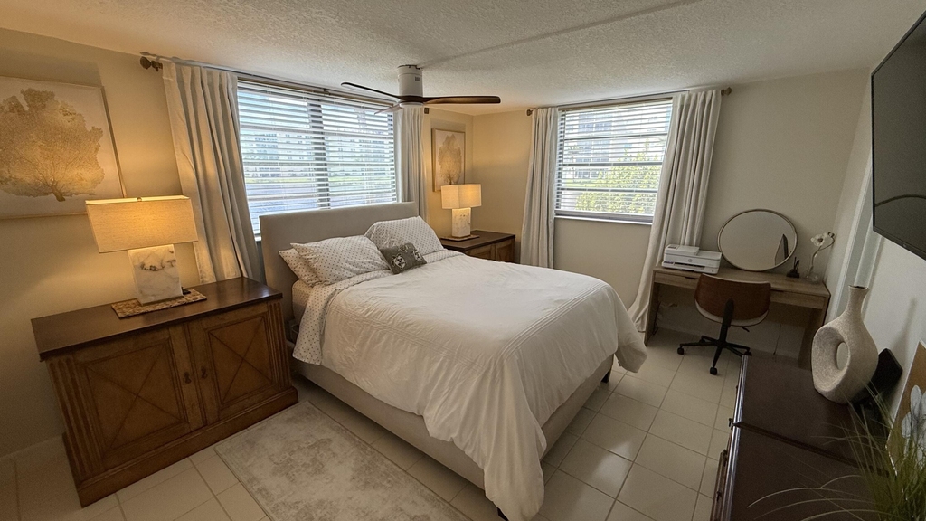 111 Se 3rd Avenue - Photo 48
