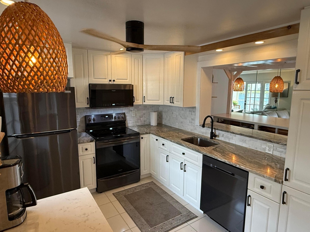 111 Se 3rd Avenue - Photo 9