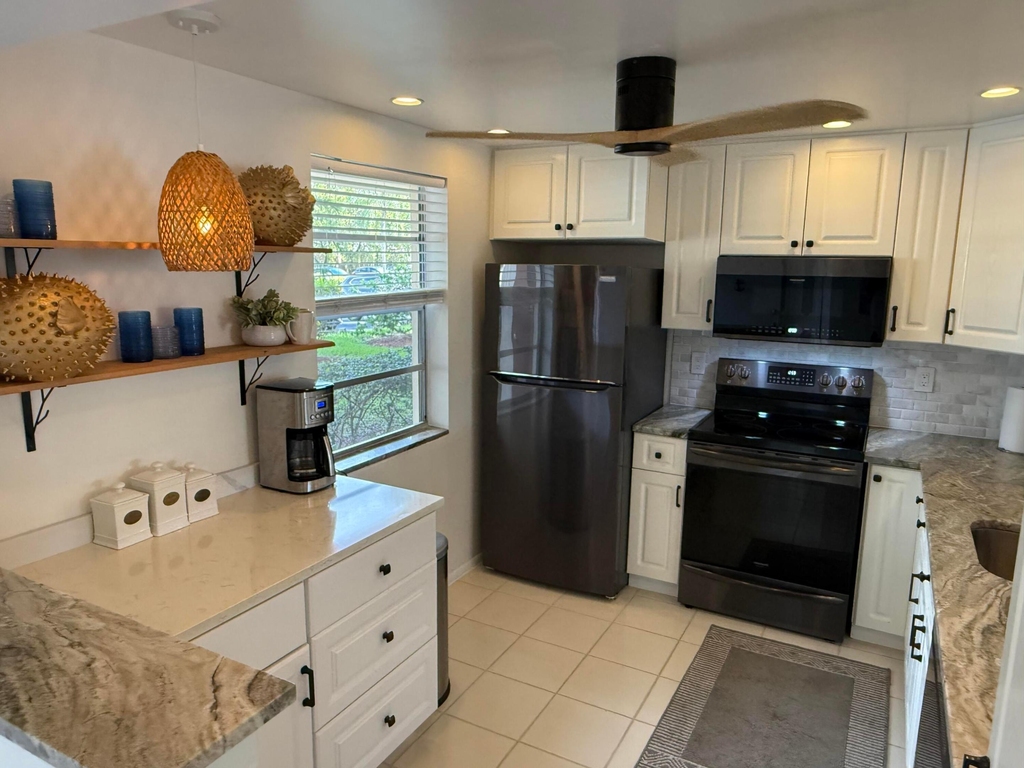 111 Se 3rd Avenue - Photo 8
