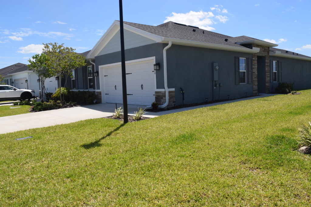 9670 Sw Libertas Way - Photo 1