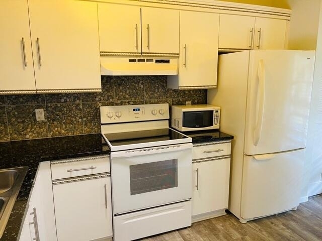 3386 Lucerne Park Drive - Photo 7