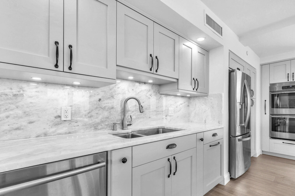 5380 N Ocean Drive - Photo 29