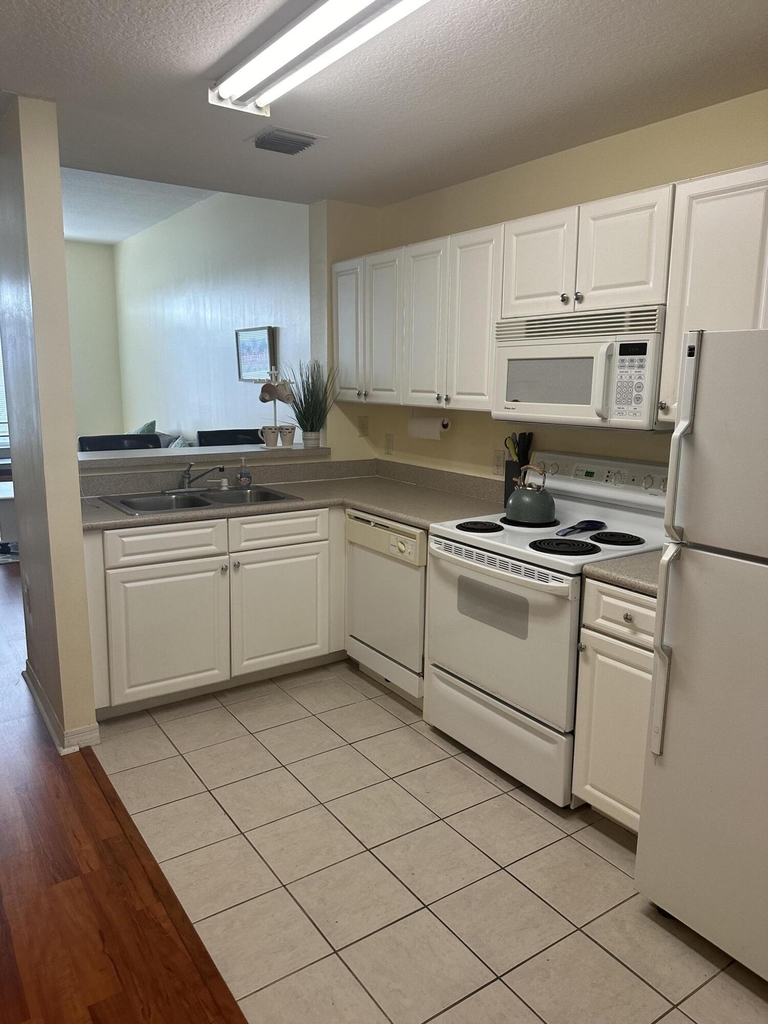 1200 Town Center Drive - Photo 11