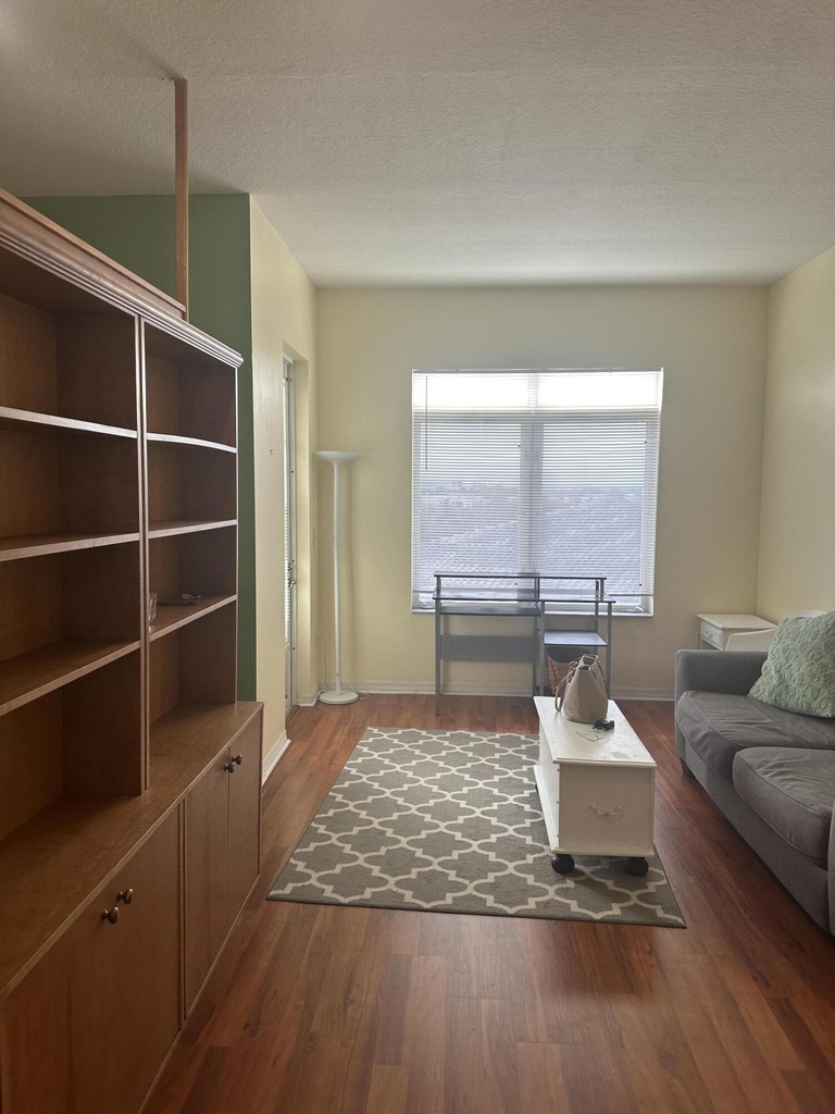 1200 Town Center Drive - Photo 20
