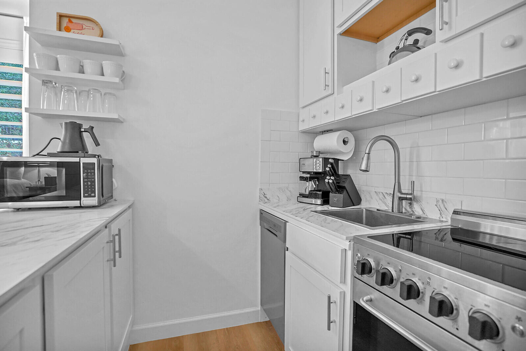 11863 Wimbledon Circle - Photo 6