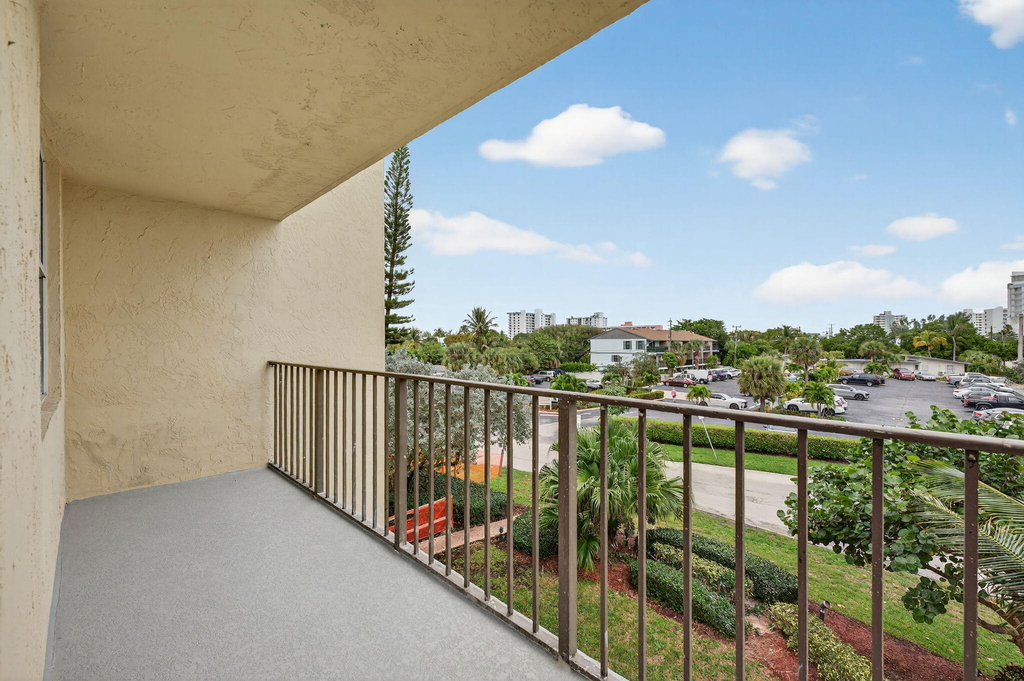 1009 N Ocean Boulevard - Photo 32