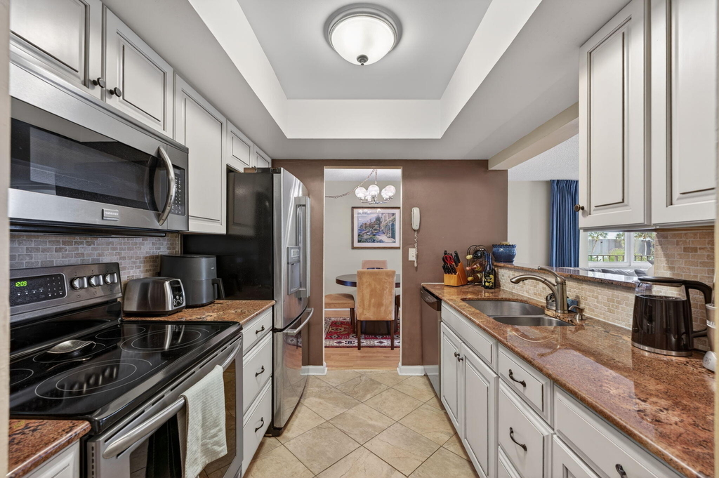 1009 N Ocean Boulevard - Photo 12