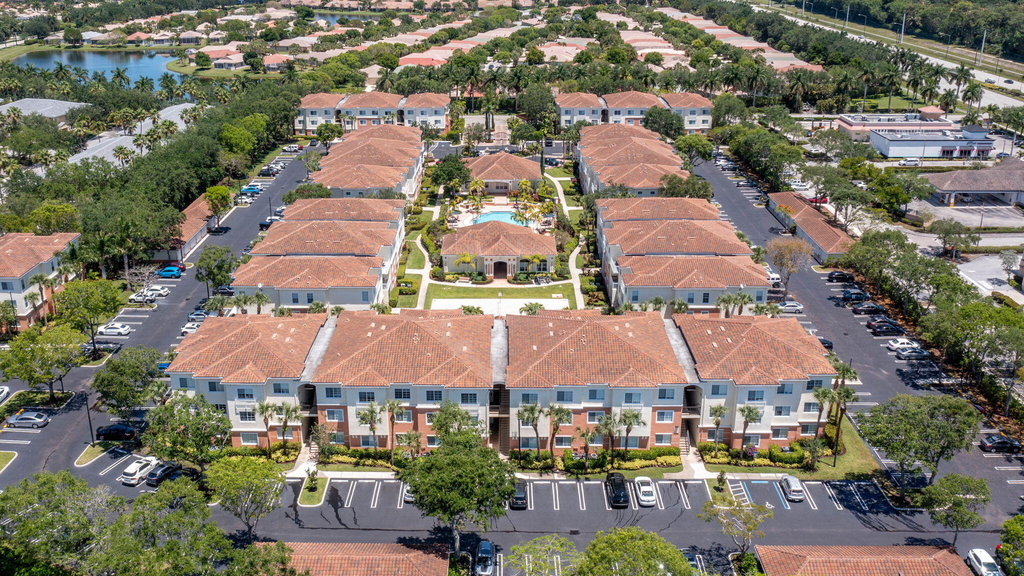 9901 Baywinds Boulevard - Photo 38
