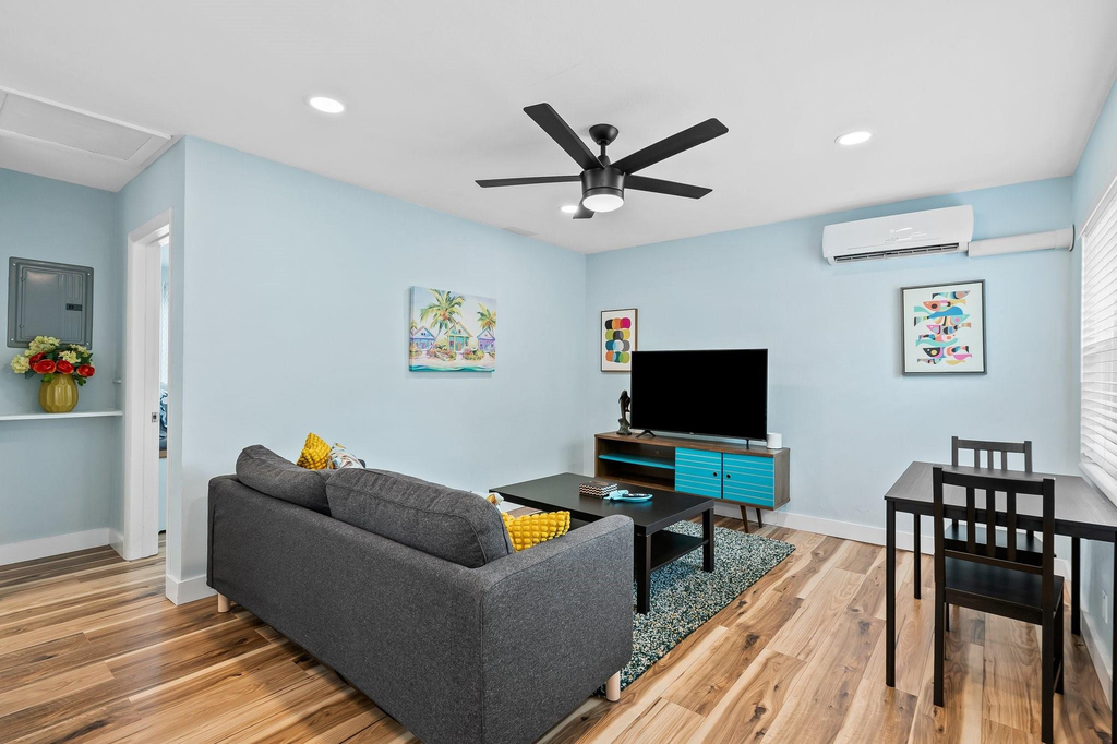 1464 N Dixie Highway - Photo 2