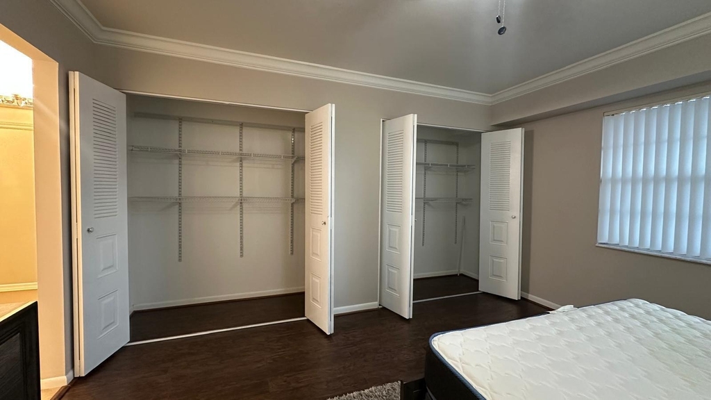 3300 W Rolling Hills Circle - Photo 8