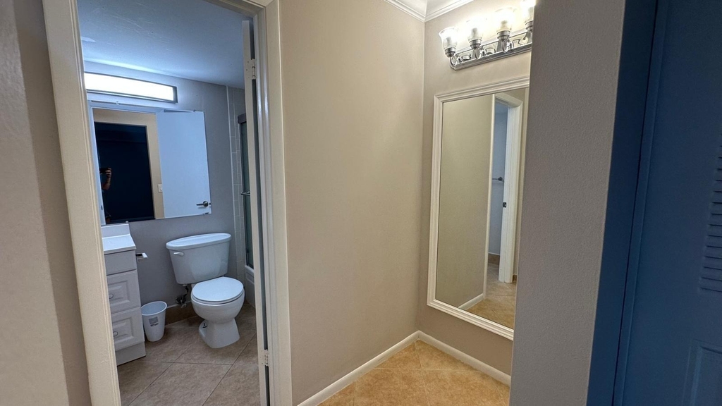 3300 W Rolling Hills Circle - Photo 9