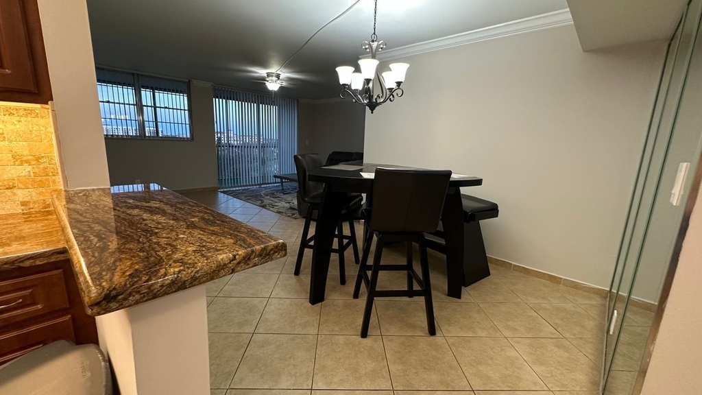 3300 W Rolling Hills Circle - Photo 3