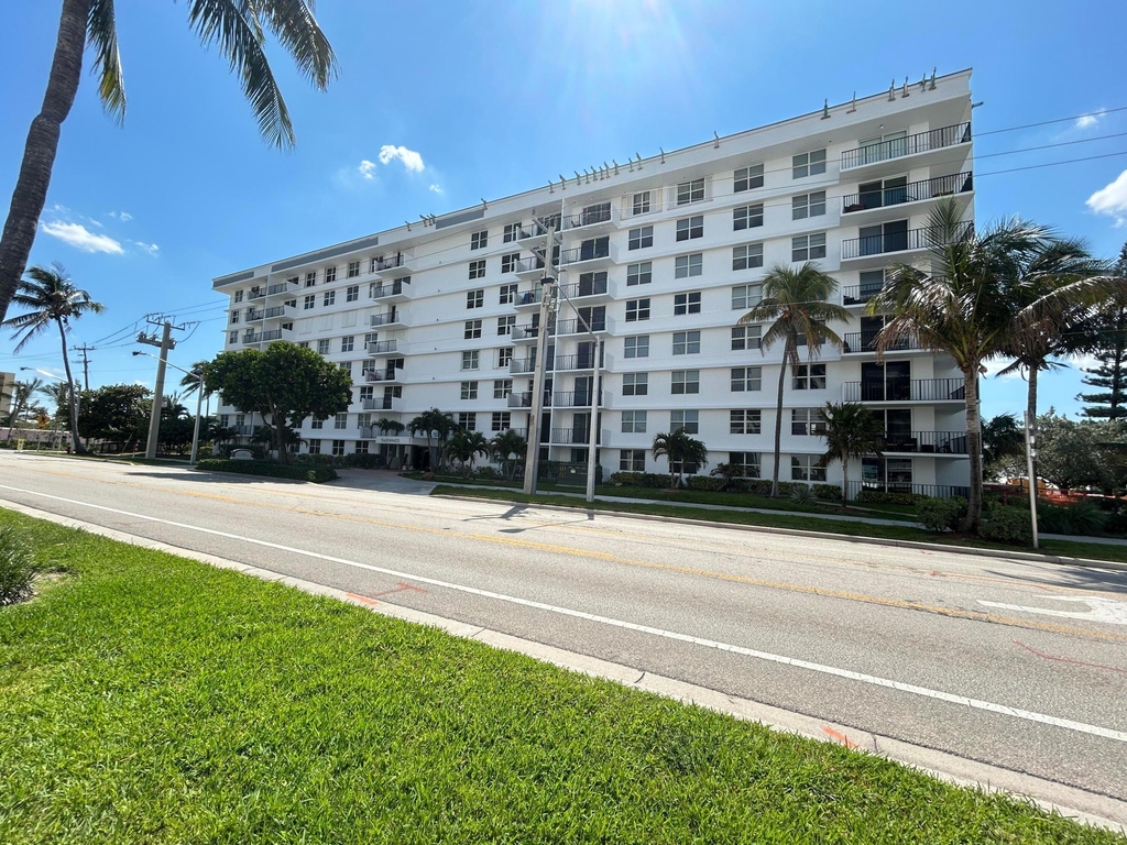 1009 N Ocean Boulevard N - Photo 28