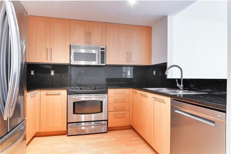 511 Se 5th Avenue - Photo 2