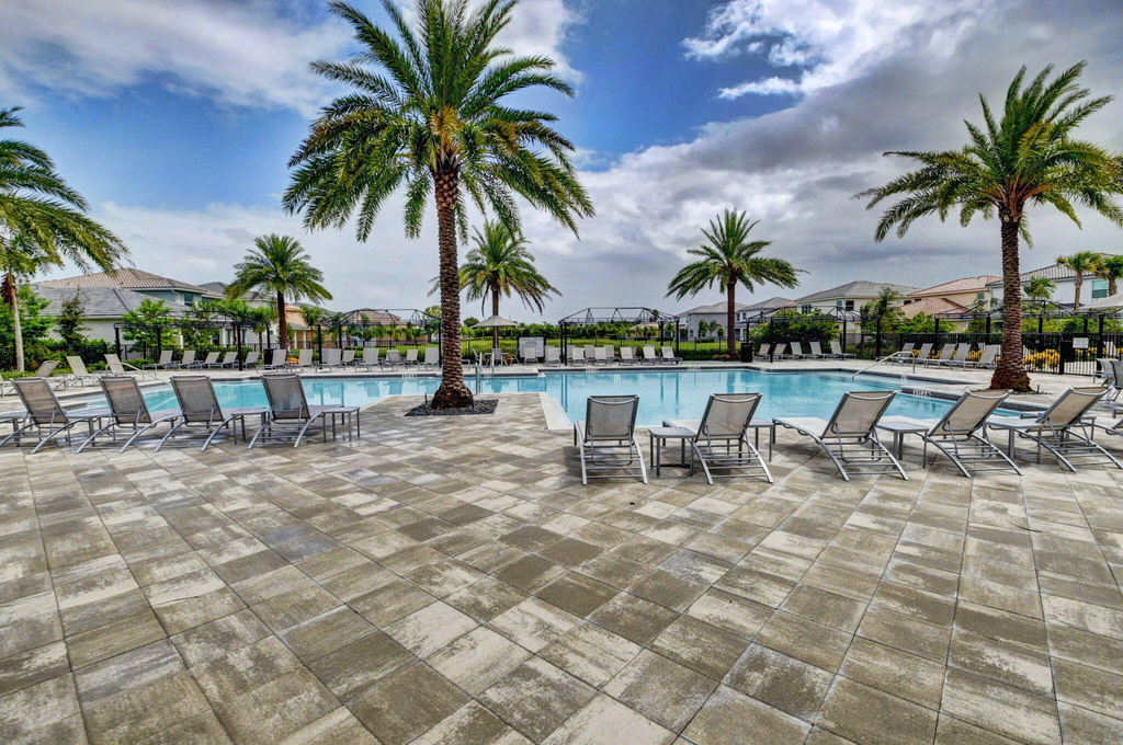 15205 Seaglass Terrace Lane - Photo 52