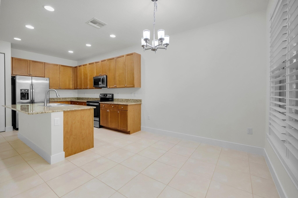 15205 Seaglass Terrace Lane - Photo 10