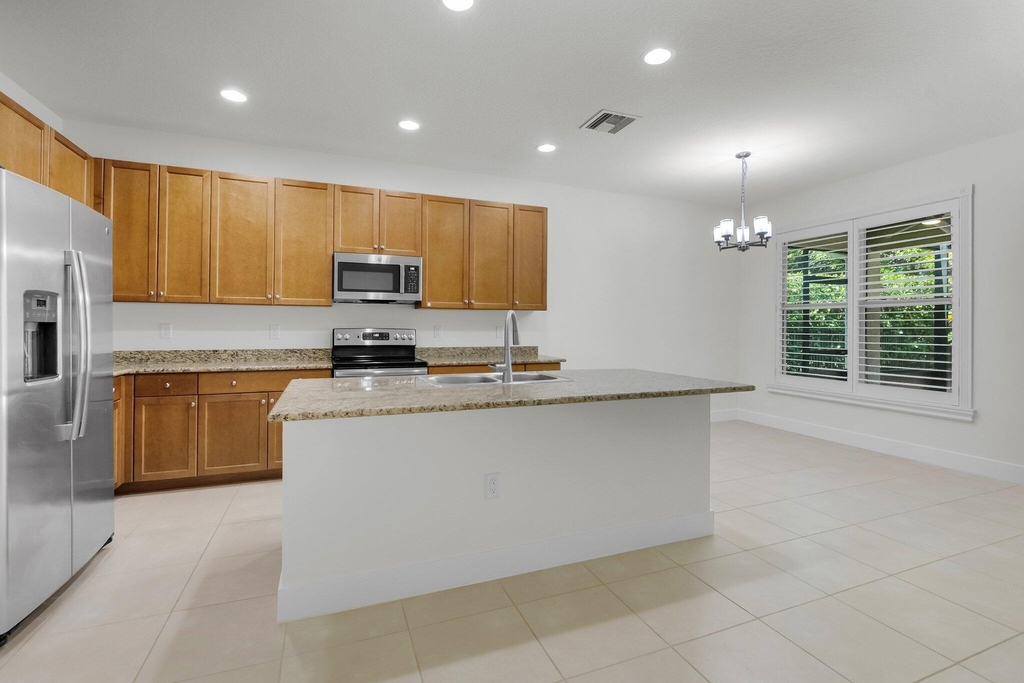 15205 Seaglass Terrace Lane - Photo 11