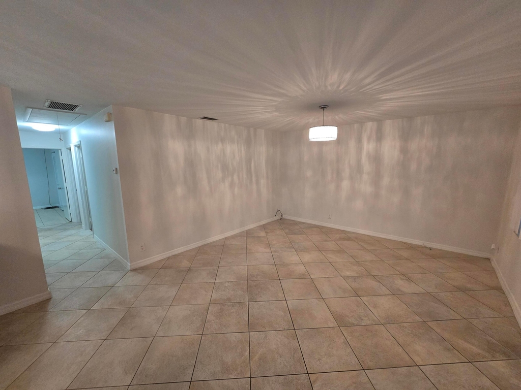 4503 Nw 6th Avenue - Photo 6