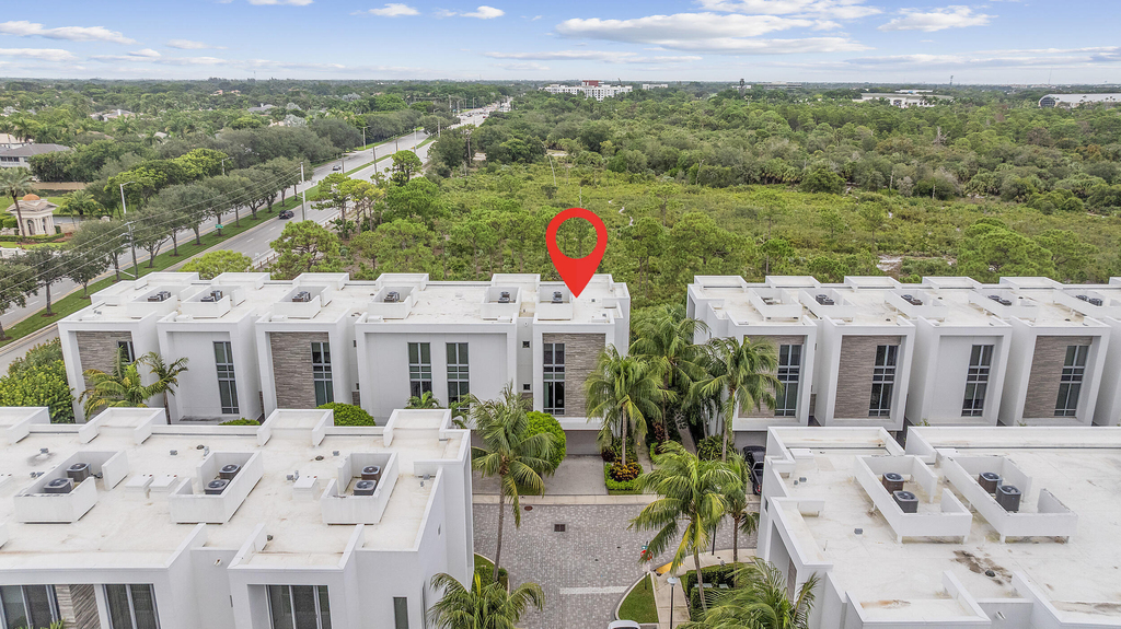 1811 Nw 42nd Drive - Photo 40