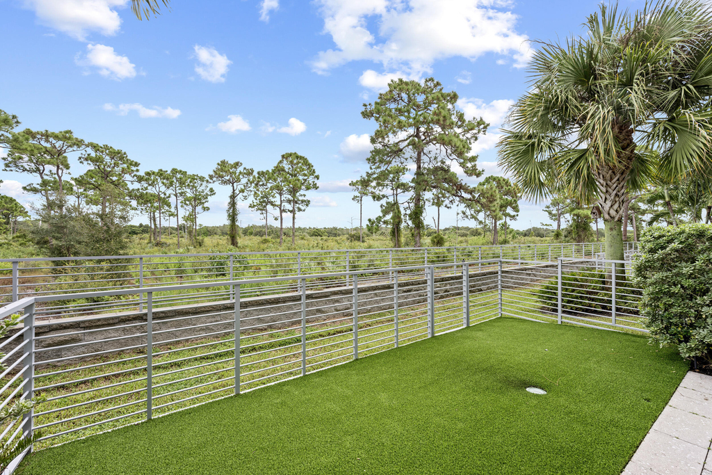 1811 Nw 42nd Drive - Photo 39