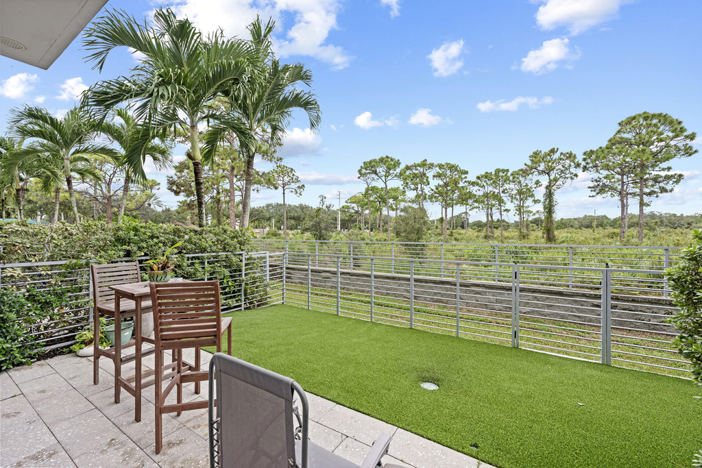 1811 Nw 42nd Drive - Photo 38