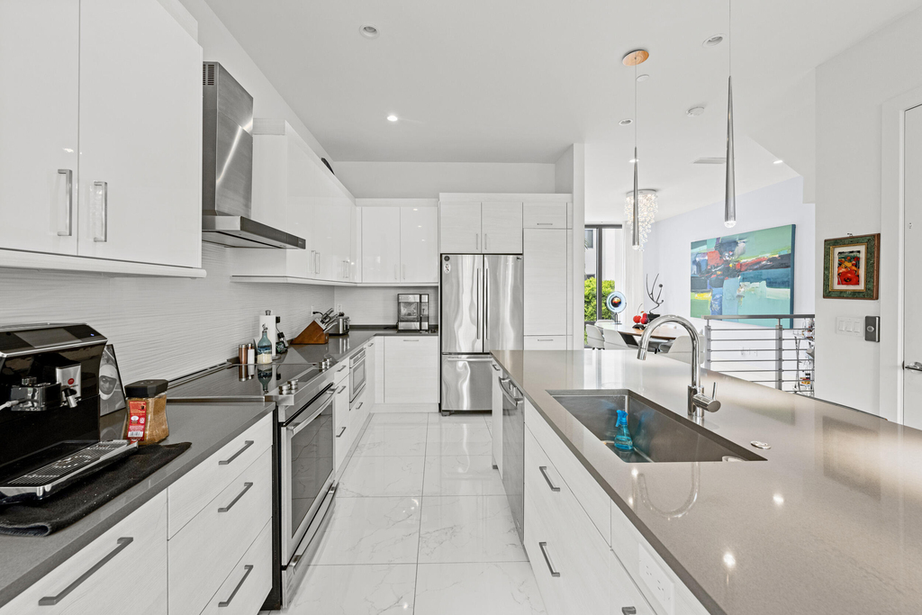 1811 Nw 42nd Drive - Photo 14