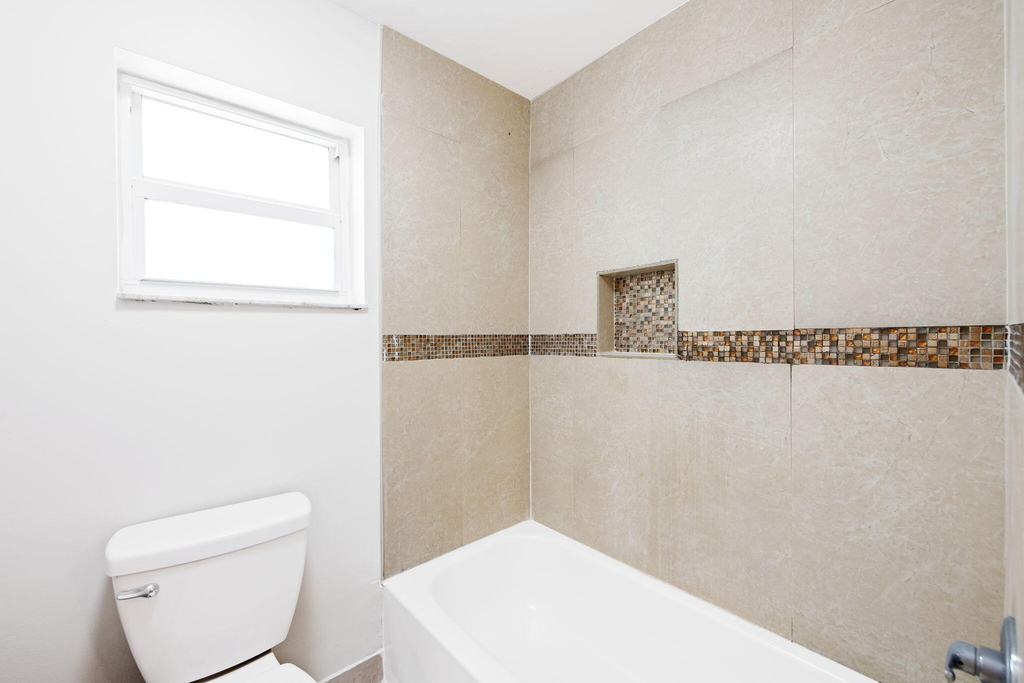 2981 Nw 92nd Avenue - Photo 13