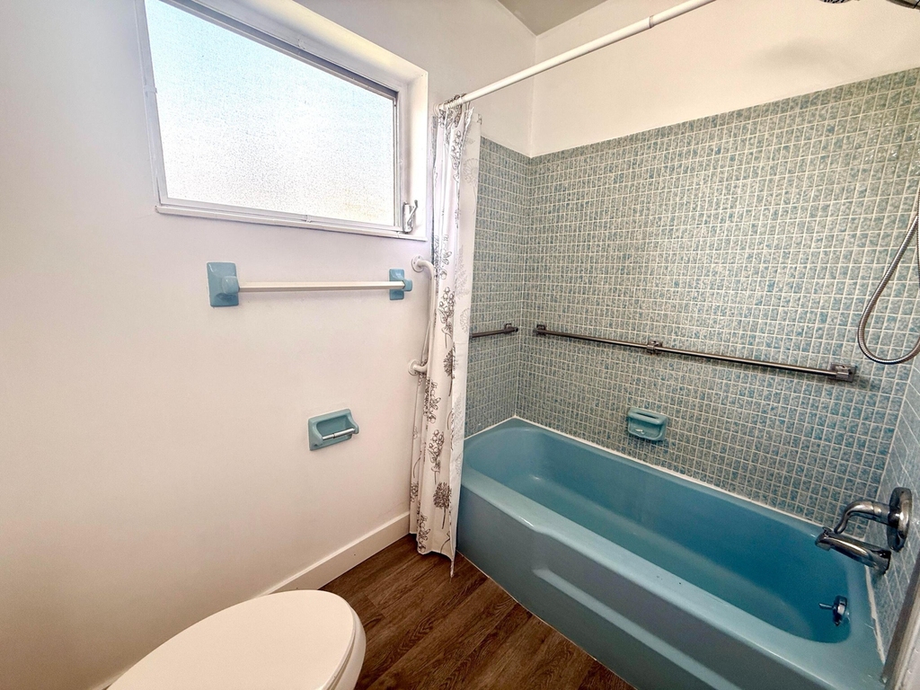 2854 E Crosley Dr Drive E - Photo 8