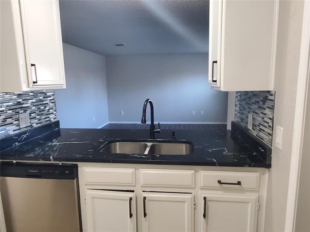 12413 Sw 2nd Street - Photo 25
