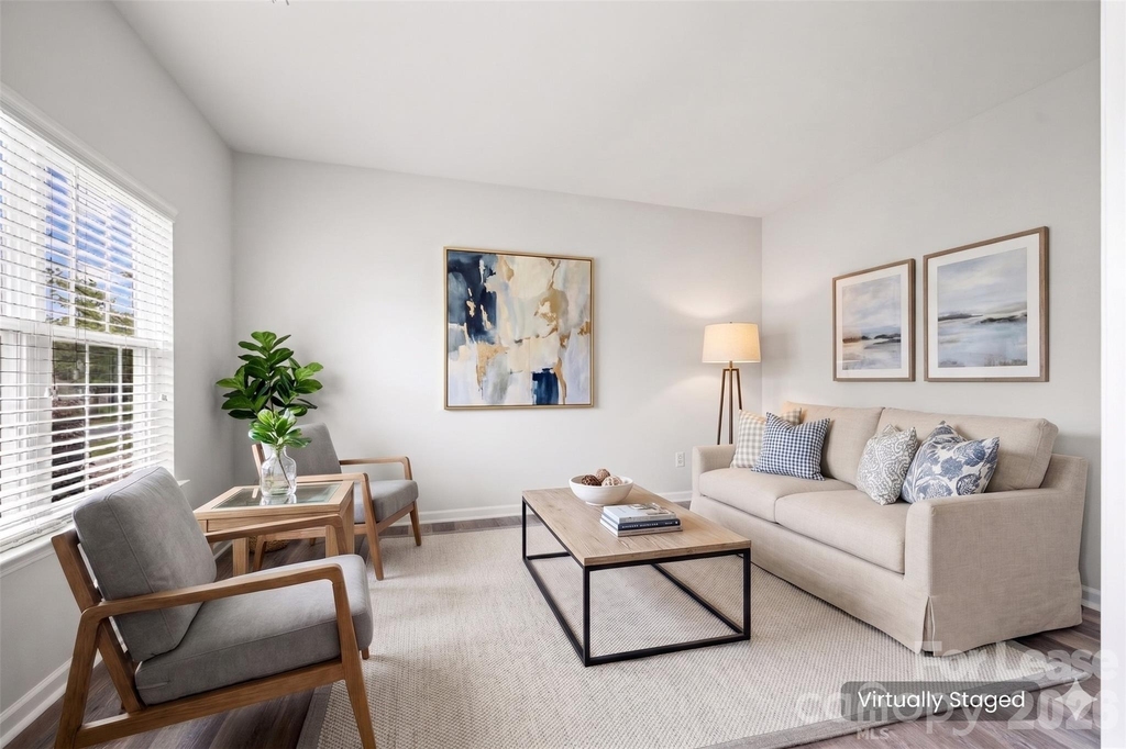 2704 Piersland Drive - Photo 4