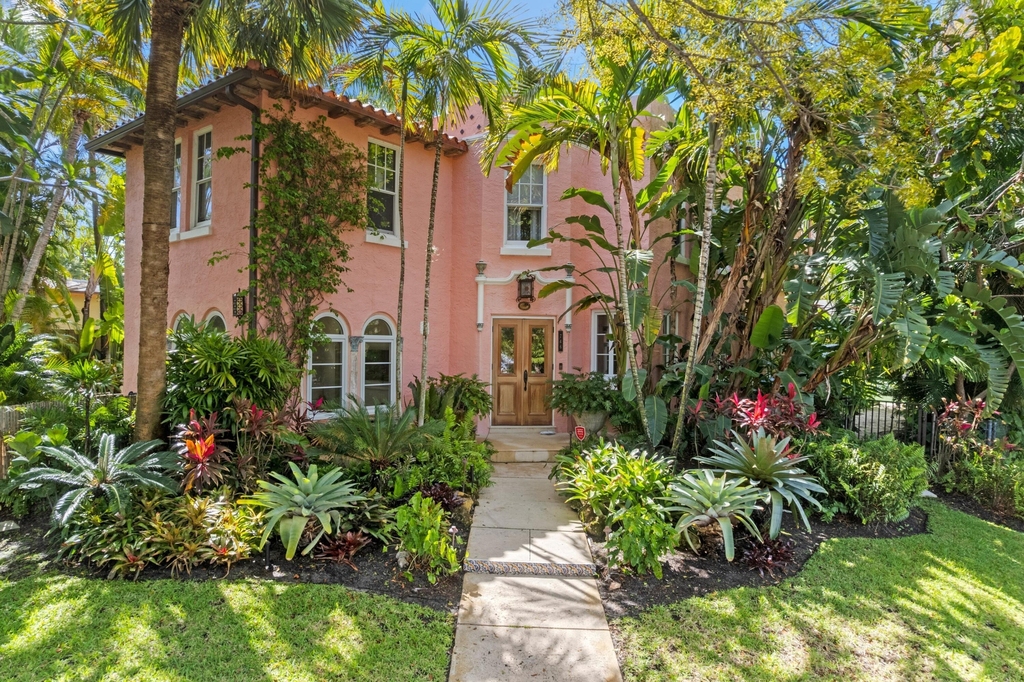 746 Upland Road - Photo 0