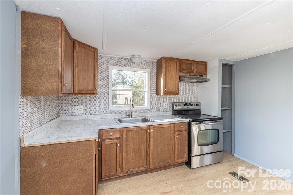 126 Poe Drive - Photo 3