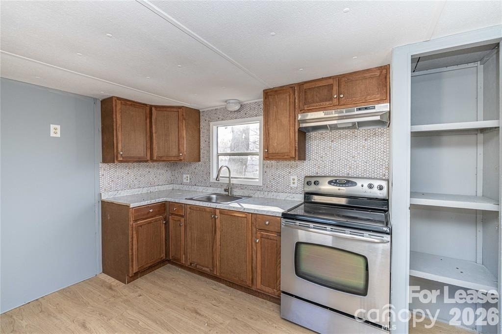 126 Poe Drive - Photo 4