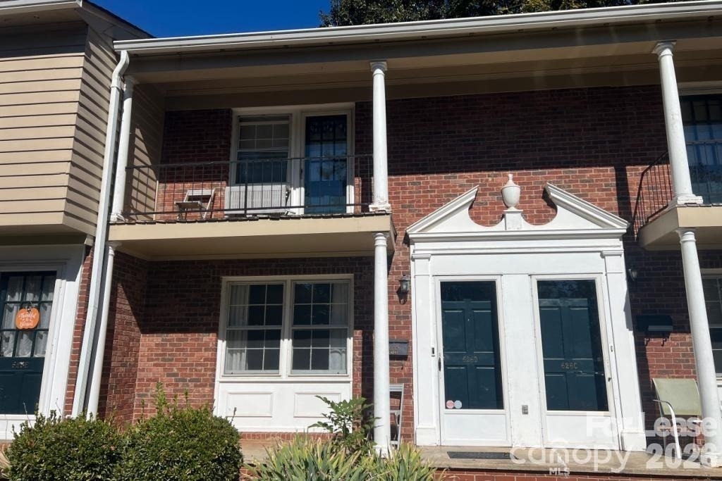 626 Walnut Street - Photo 2