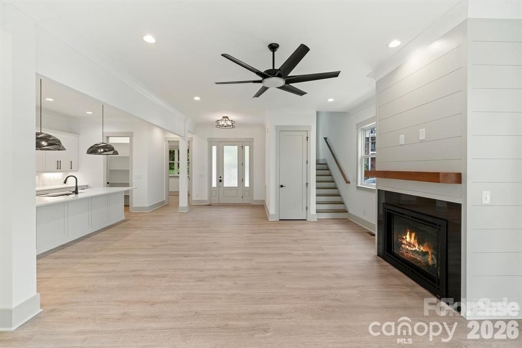 1529 Beckwith Place - Photo 3