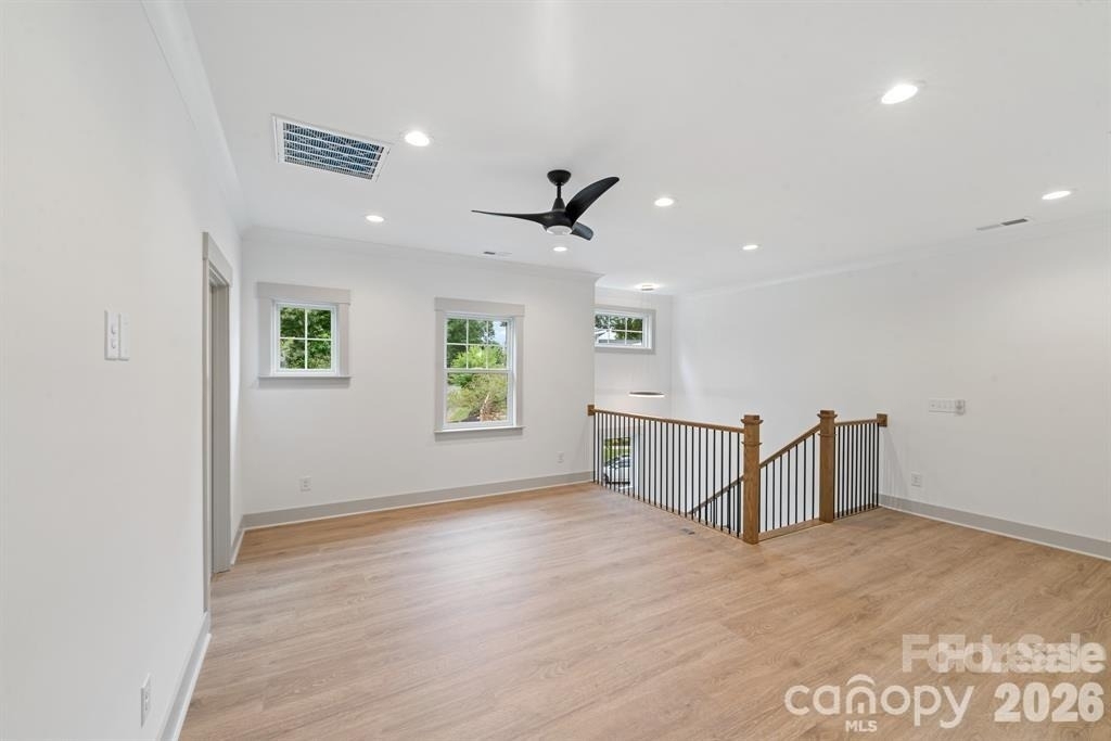 1529 Beckwith Place - Photo 15
