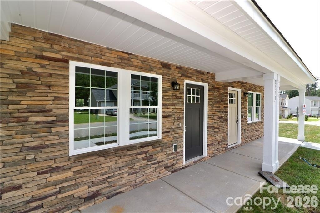 3971 Newhall Drive Nw - Photo 2
