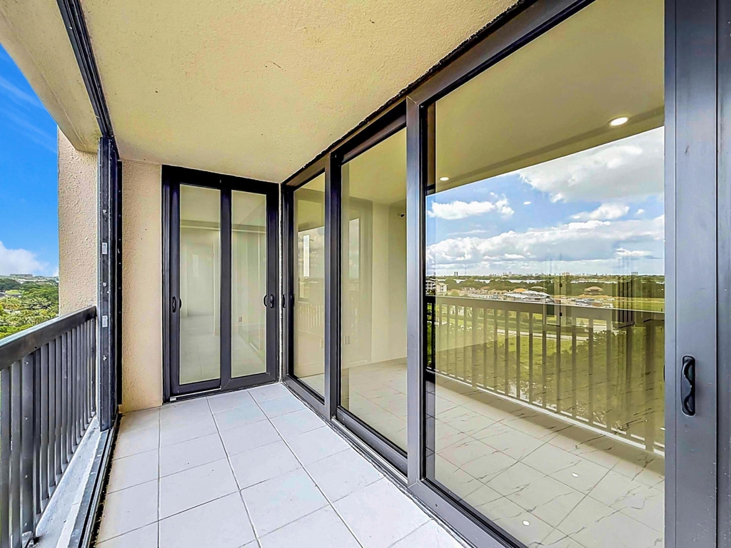 2480 Presidential Way - Photo 38